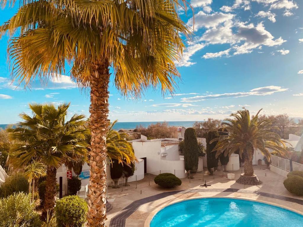 Le Cali, P2 Cabine Dans Une Residence Avec Piscine, Vue Mer Et Parking Prive La Grande-Motte Kültér fotó